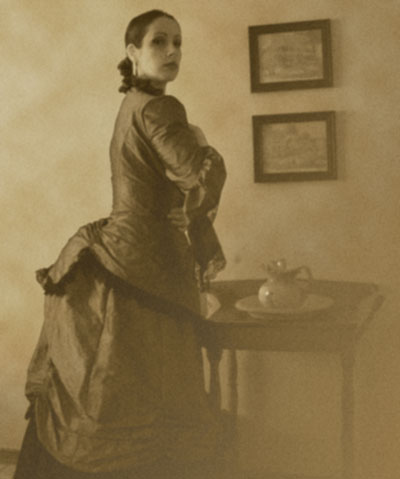 Karen in Victorian silk suit, style 790-1