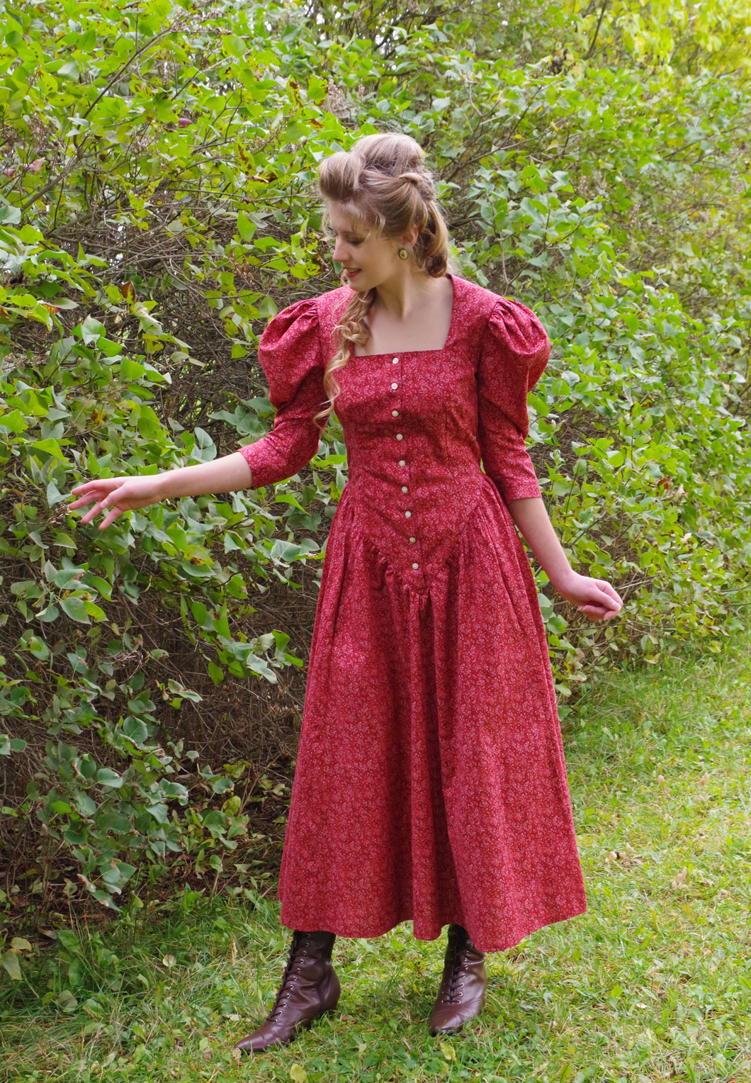 Elsa Victorian Dress | Recollections