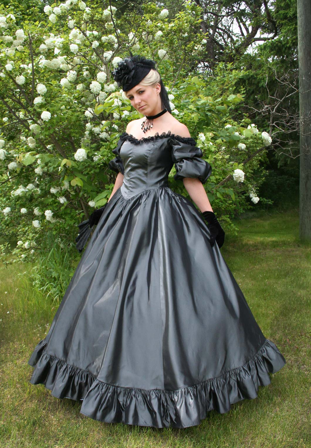 Priscilla Victorian  Gown  Recollections