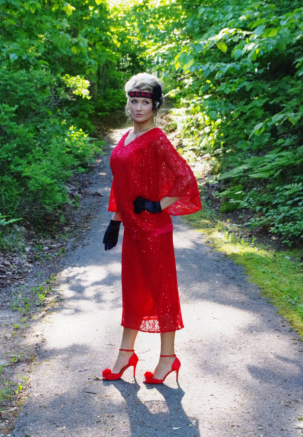 red roaring 20s dress
