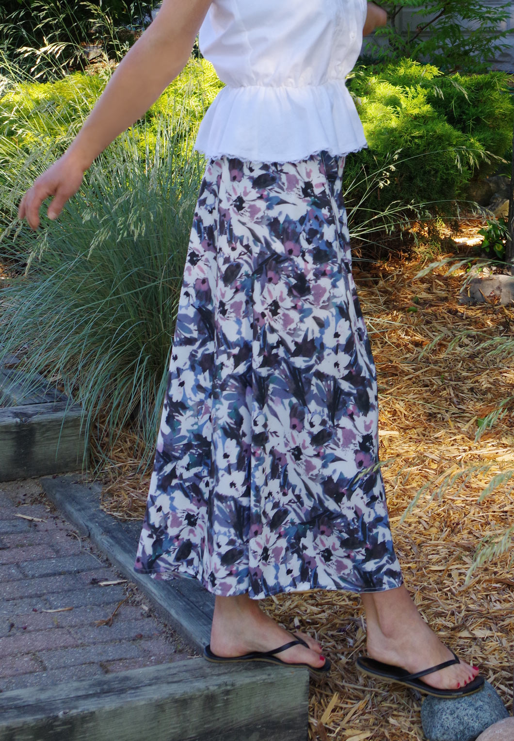 Clearance Skirt - Abstract Floral - S, 33