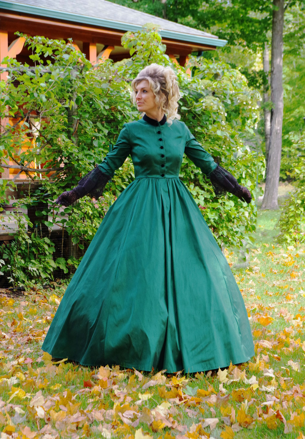 Dickens Victorian Ball Gown