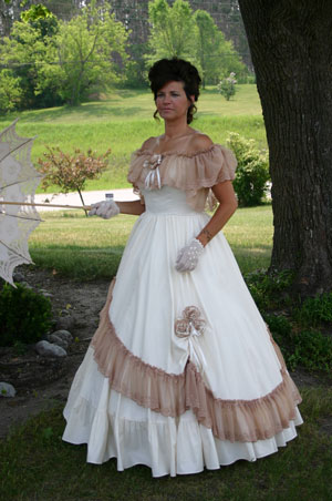 Victorian Ball Gown | Recollections