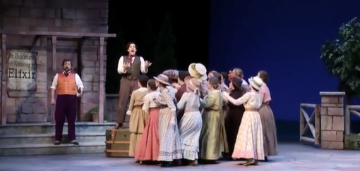Minnesota Opera's production of The Elixir of Love