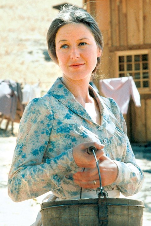 Pioneer Dresses on the Silver Screen Little House on the Prairie