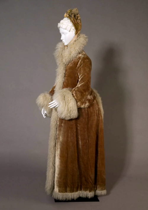 victorian winter coat