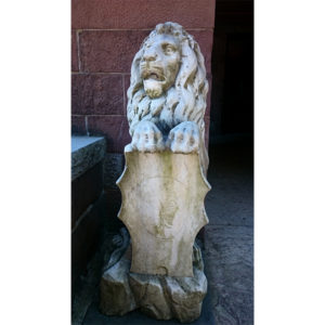 Close up of marble lion in entranceway of Catholina Lambert home