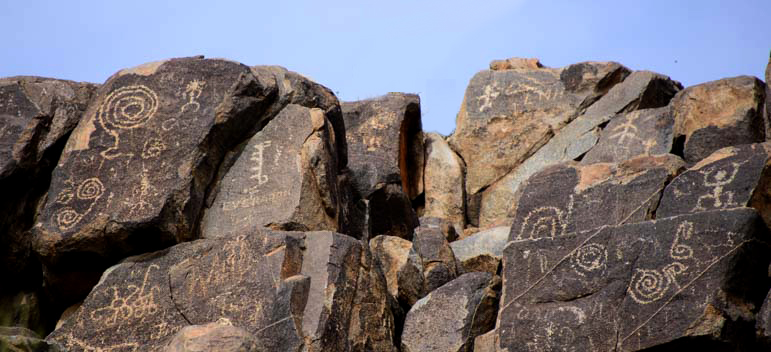 Signal Hill Petroglyphs