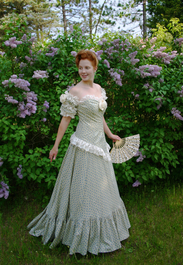 The Difference between Corsets and Bustiers - Recollections Blog