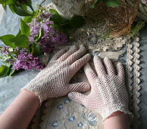 victorian lace gloves