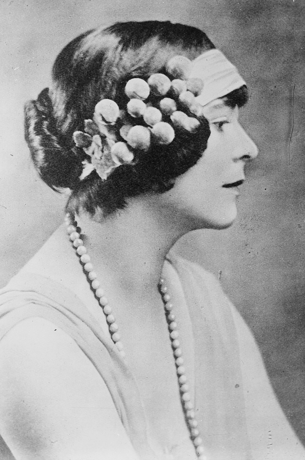 prohibition era fashion hair