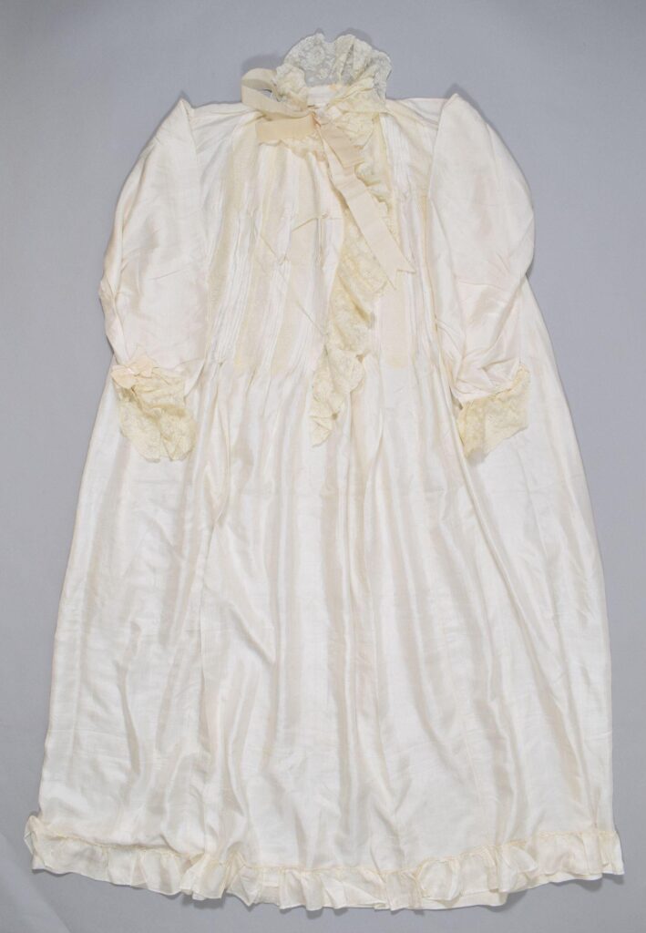 1890s sleepwear outlet