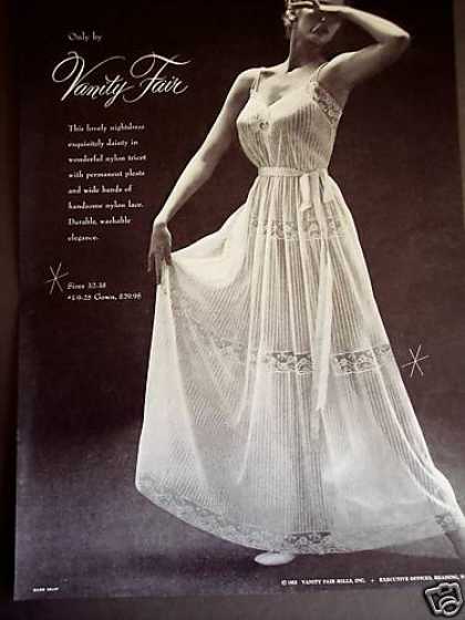 One hundred years of nightgowns: from the Victorian era to the 1950s 