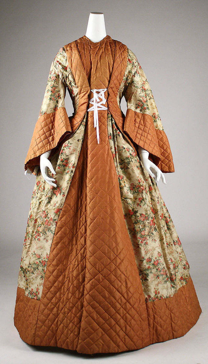 Old Rags - Wrapper, ca 1855 The lot also includes a day dress 1850