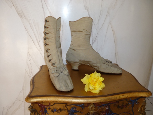 Victorian Shoes: Booting the boot and bringing in the heel - Recollections  Blog
