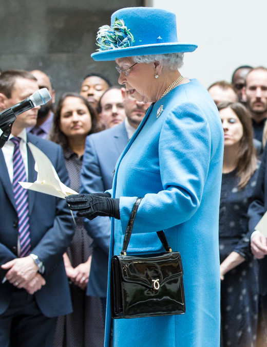 Queen carries unusual item in handbag as 'throwback to her girl guide  days', says expert, Royal, News