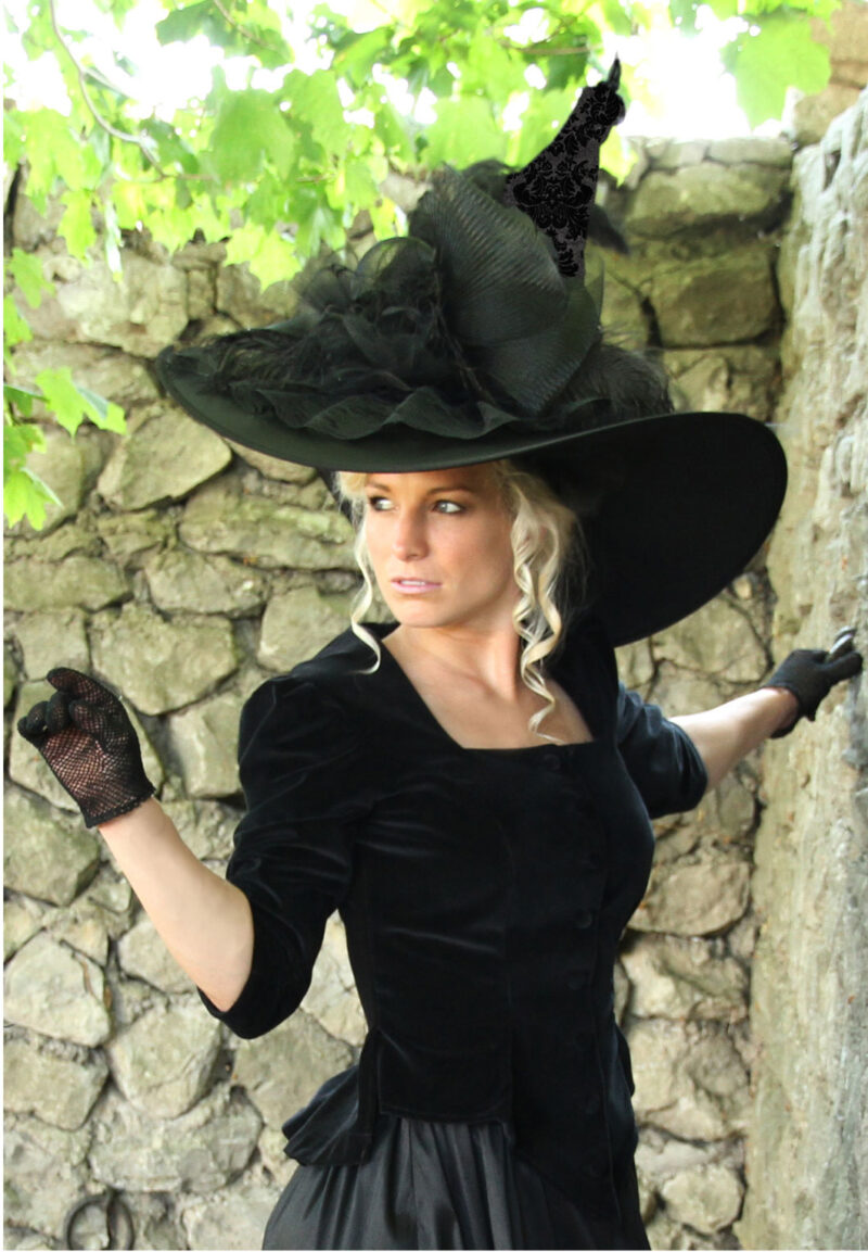 A short history of witches’ hats - Recollections Blog