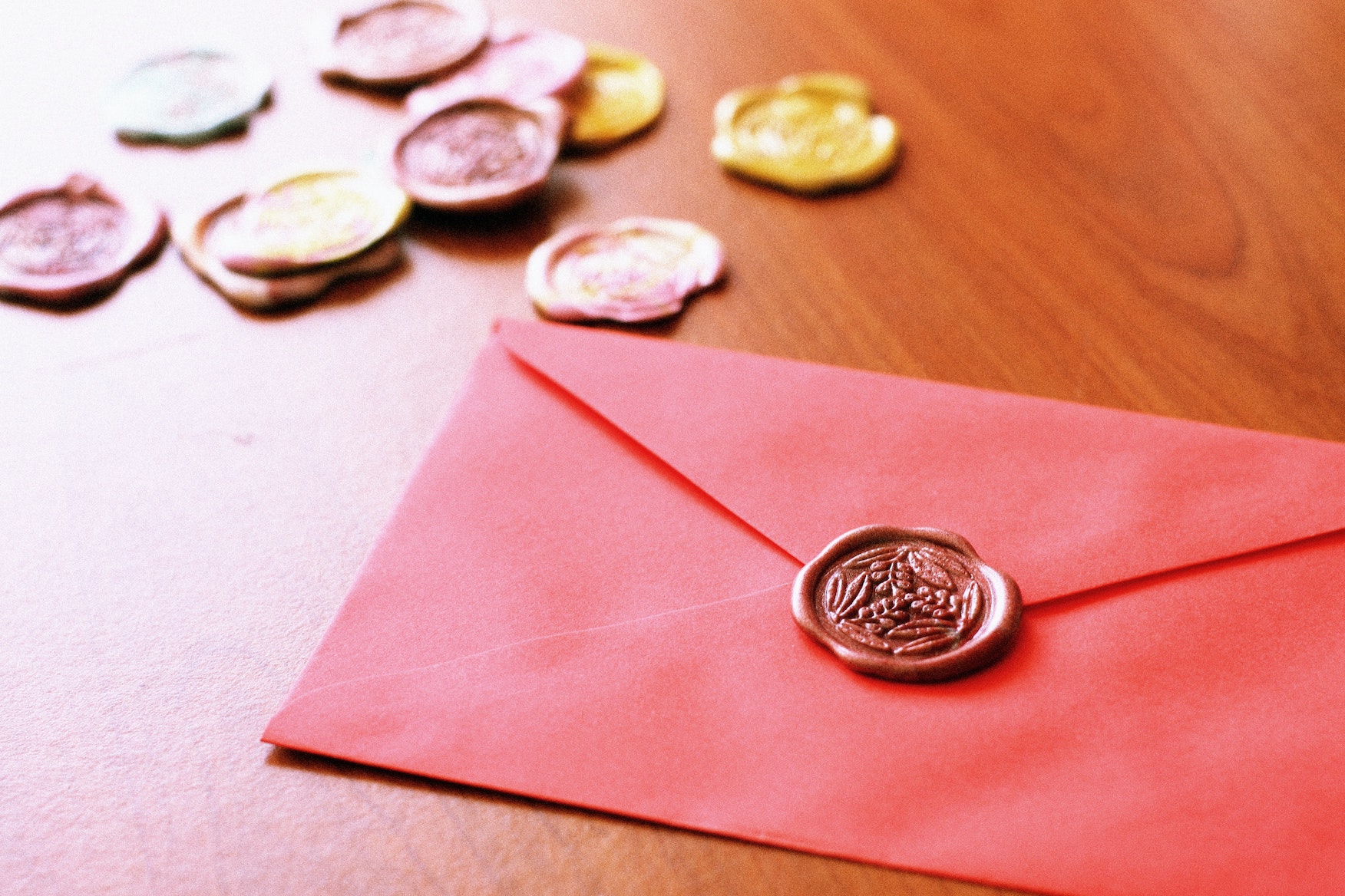 Envelope/Letter Sealers