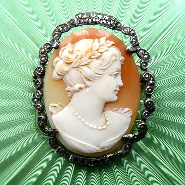 Victorian Lady Cameo Necklace- Pick Color